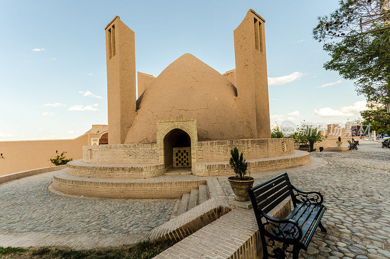 Meybod，Kouhandezh 旧堡垒（纳林城堡）